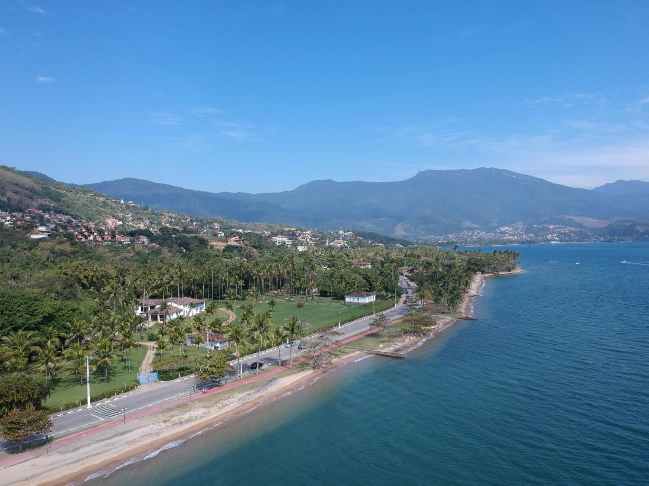 Apartamento Quartos próximo ao centro de Ilhabela Exterior foto